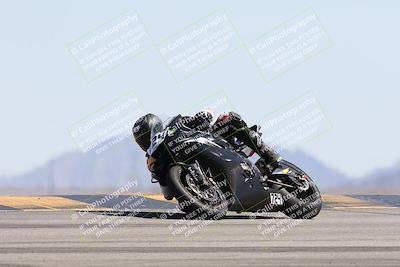 media/Apr-20-2025-CVMA (Sun) [[39090e8767]]/Race 16-Formula Middleweight/